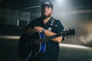 Luke Combs